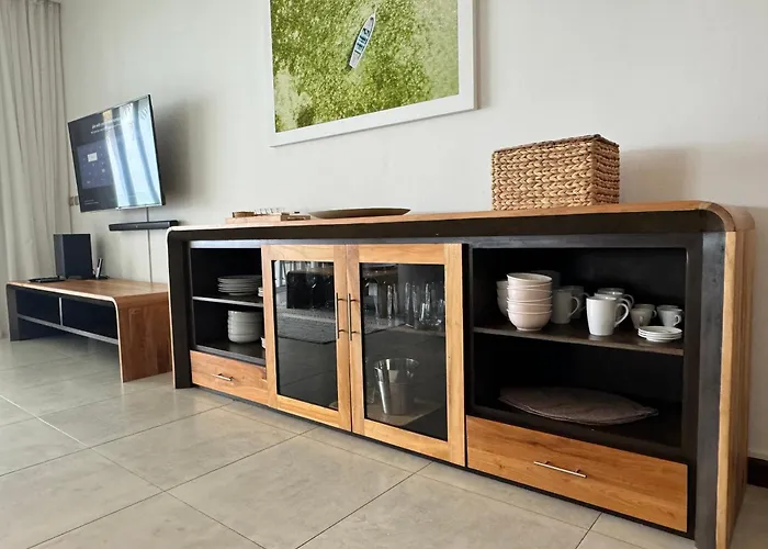 Blue Ocean Suites & Apartments