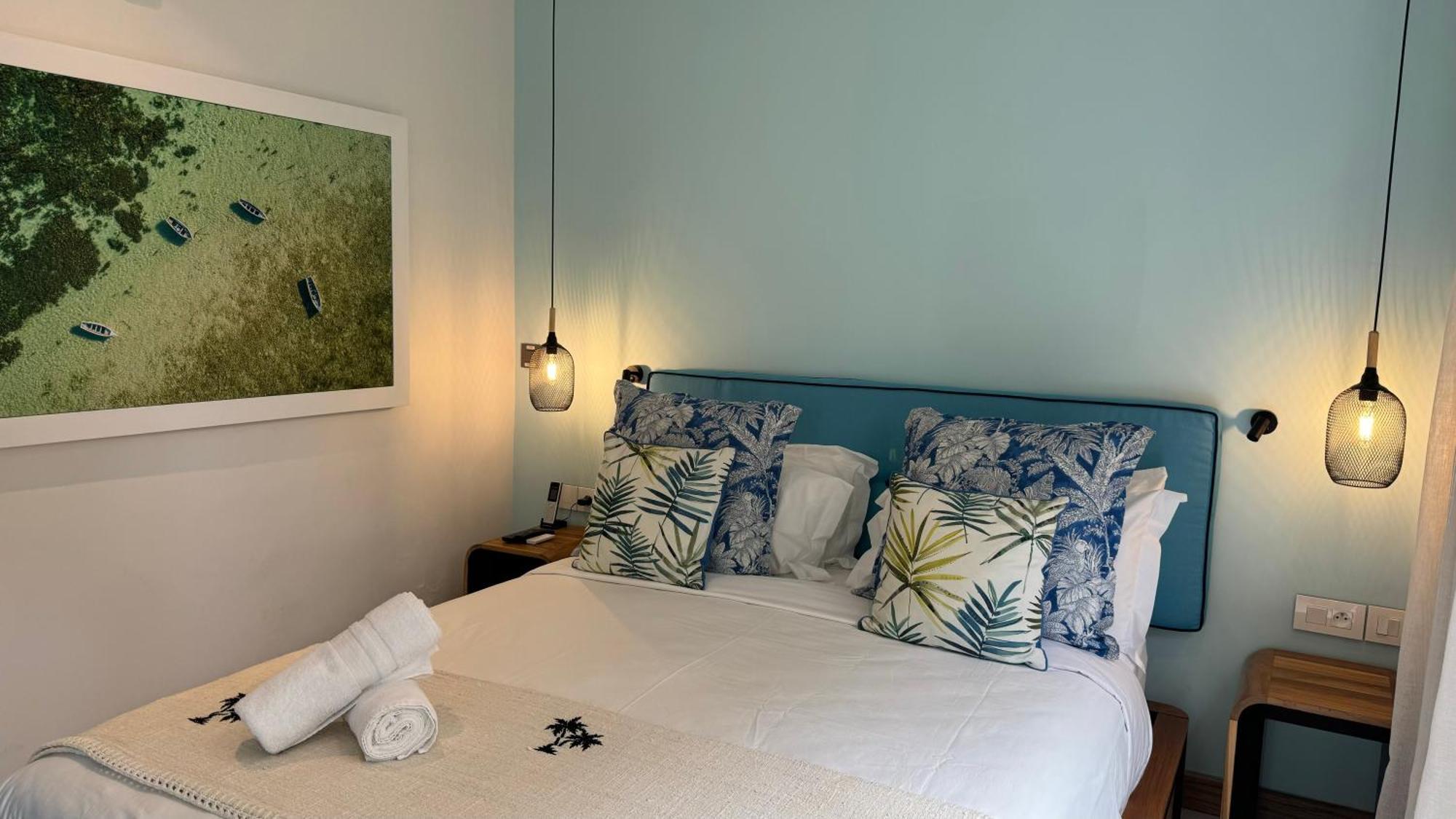 Blue Ocean & Apartment *