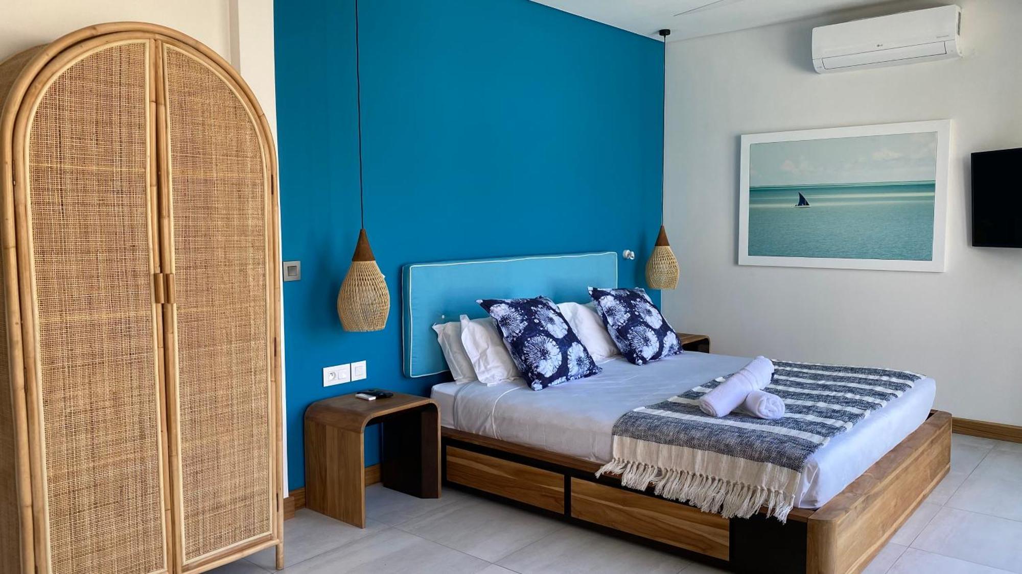 Blue Ocean & Apartment *